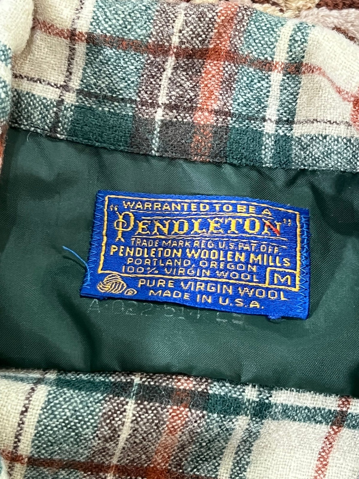 Vintage 70s Pendleton Wool Loop Collar Green Flan… - image 3