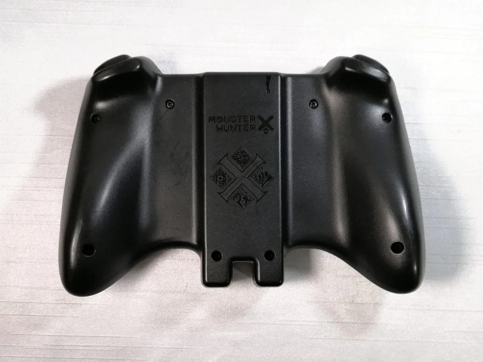 HORI Monster Hunter Cross X Double Cross Hunting Gear Hand Grip 3DS XL LL - Image 2 of 4