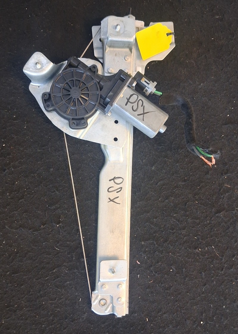 8200733833 Alzacristallo elettr. porta post. con motorino SX DACIA DUSTER 1.6