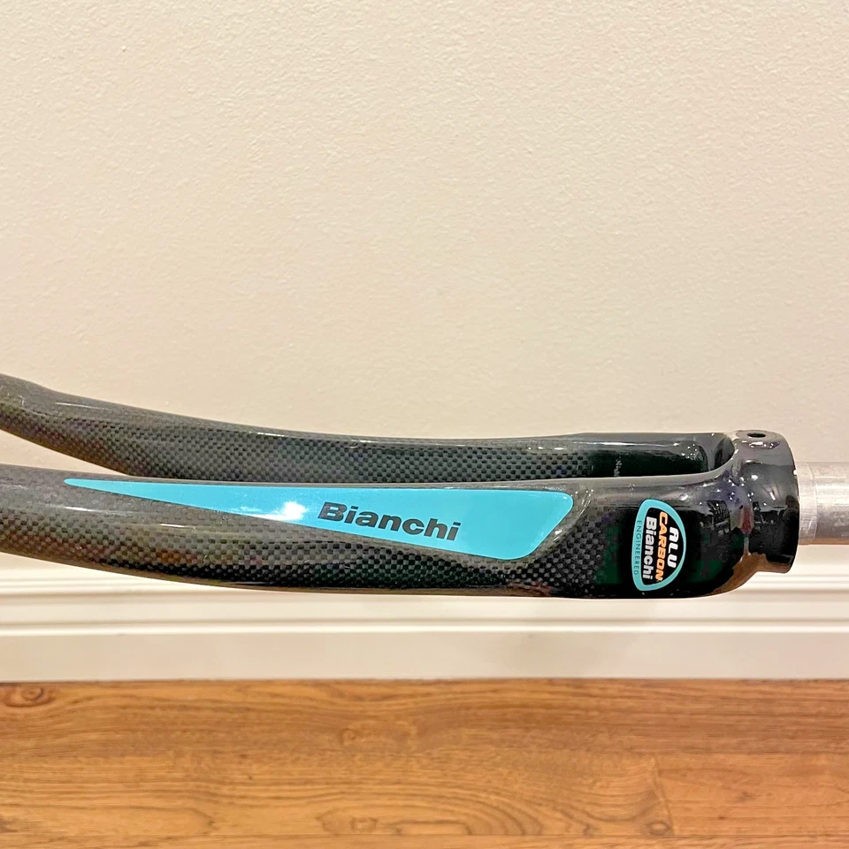 Bianchi Carbon Fork Celeste Green 1 1/8" Threadless Road Bike - Image 2 of 4