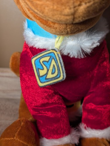 Gemmy Christmas Scooby-Doo Animated Plush Santa Suit Jingle Bells Scooby Voice - Picture 2 of 8