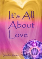 It's All About Love | Sandra Munro | Taschenbuch | Kartoniert / Broschiert