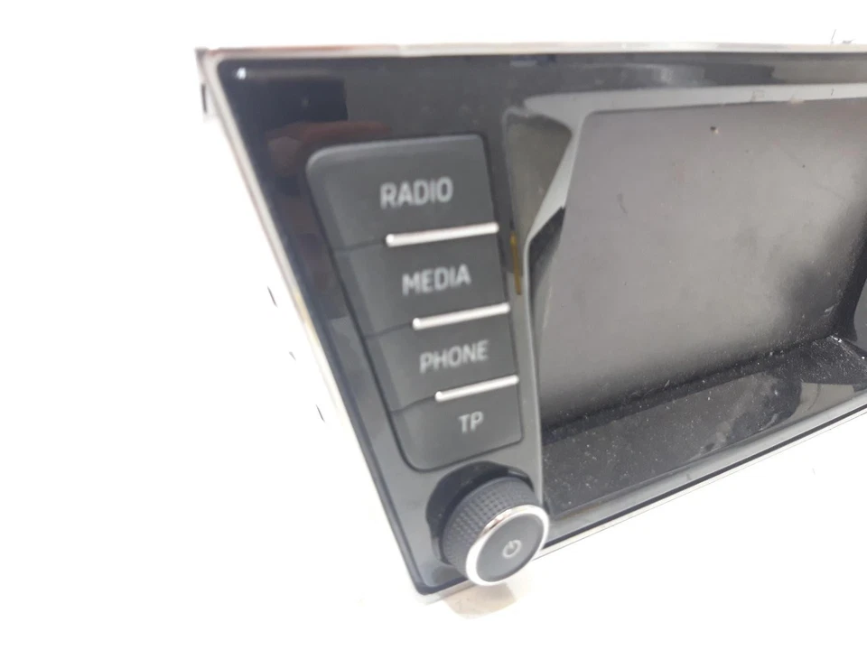 2018 SKODA FABIA 6V0919604B Original Benötigt Code - Bild 2 von 4