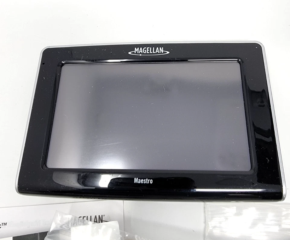Magellan Maestro 4250 4.3" GPS Navigator Touchscreen Bluetooth Preloaded Maps - Image 3 of 4