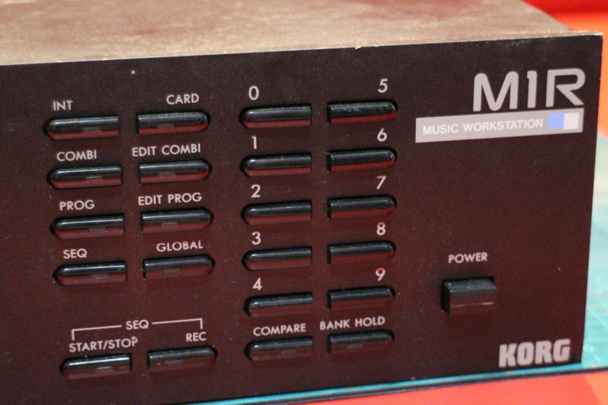 USED KORG M1R M1 Music Workstation Rack Sequencer Synthesizer m1r