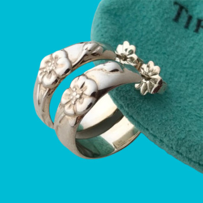 TIFFANY&CO. Creolen Blumenmotiv Ohrringe Sterling Silber 925 selten ohne Box JPN [gebraucht]