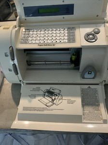 Cricut Personal Electronic Cutter Provo Craft Scrapbooking Machine model CRV-001