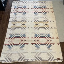Pendleton Fleece Sherpa Throw Blanket 50x70 Reversible Southwestern Beige
