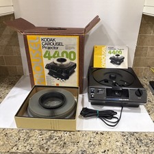 Kodak 4400 Carousel Projector Complete Original Box Tested