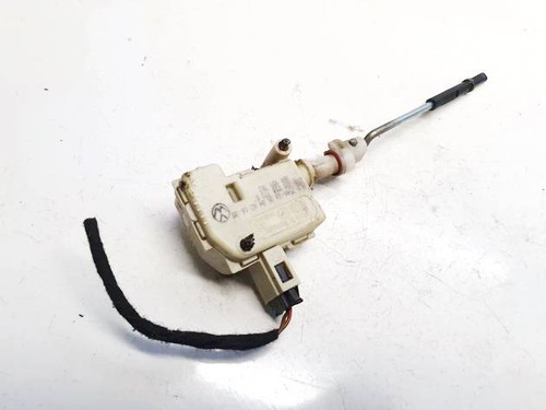 3b0810773b Stellmotor Microschalter, Heckklappe Heckklappenschlos DE2667995-83
