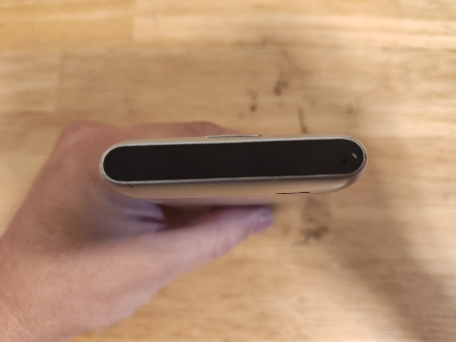 Nokia E7-00 Silver 16GB Unlocked Smartphone RM-626 Rare Symbian Belle