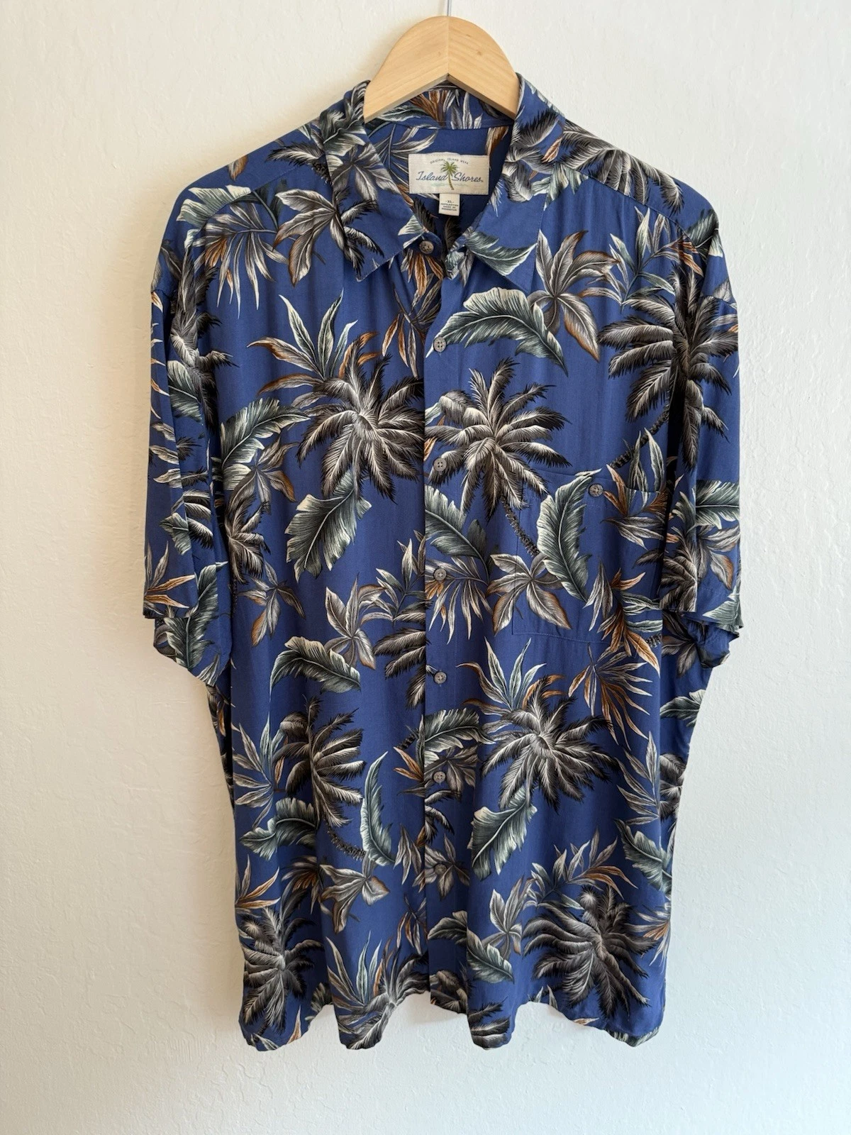 Island Shores Men's Hawaiian Shirt Blue with Palm Trees Size XL