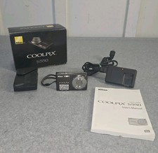 Nikon COOLPIX S550 10.0MP Digital Camera Black Tested/Working Charger Accessorie