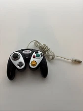 GameStop G3 Wired Turbo Controller for Nintendo GameCube & Wii - Black/SILVER