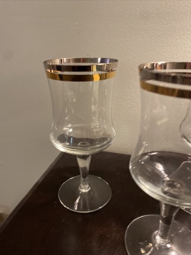VTG. KROSNO PLATINUM AND GOLD BANDED WINE GLASSES SET OF THREE - Picture 3 of 5