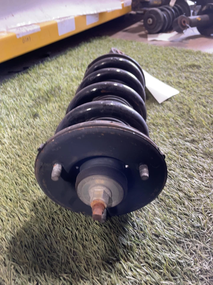 ✅ Nissan NV 2500 2014 montaje de puntal derecho OEM Foto 2 de 3