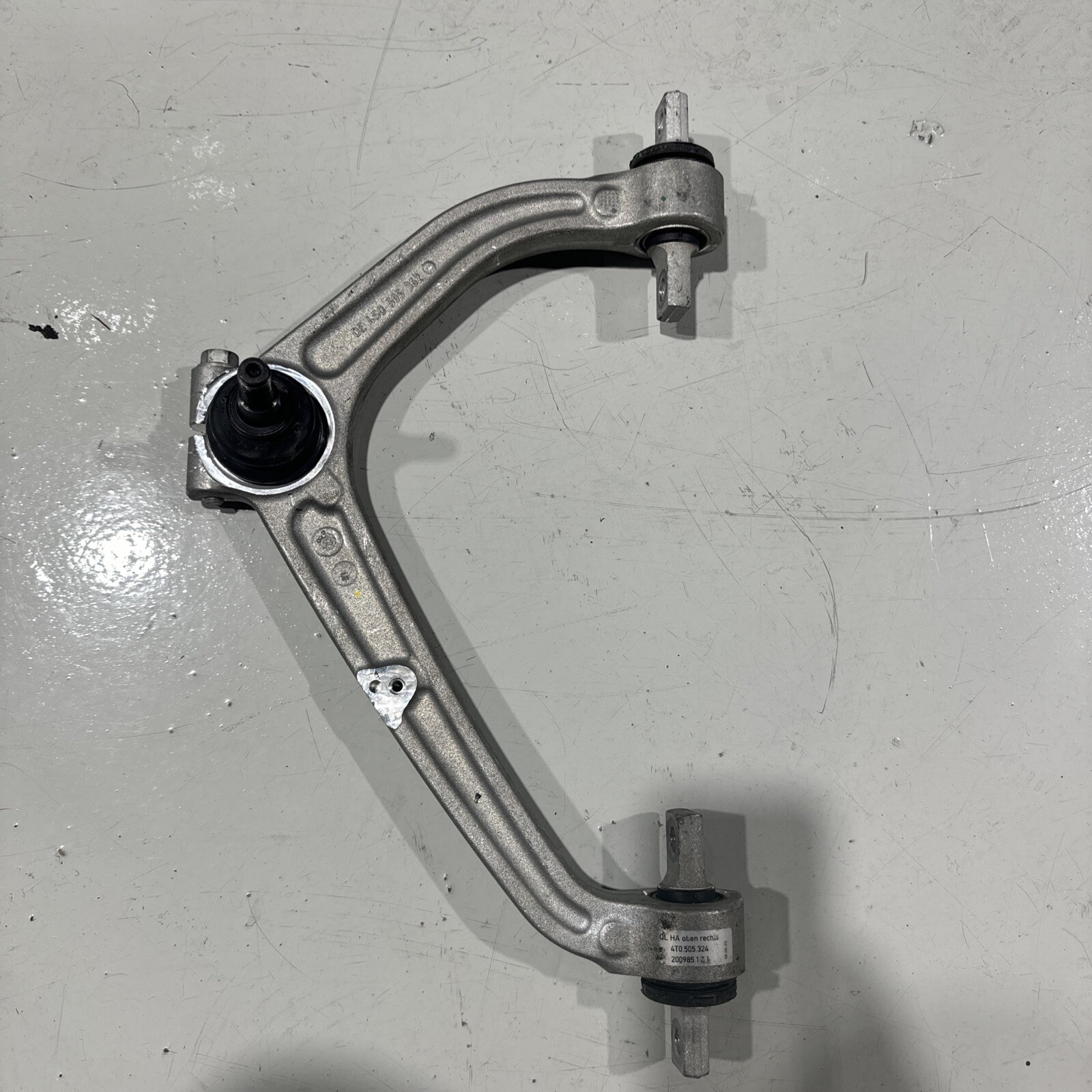 Lamborghini Huracan Control Arm 4T0505324
