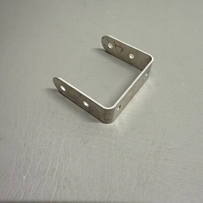 Piper Stab Trim Bracket P/N 68472-000