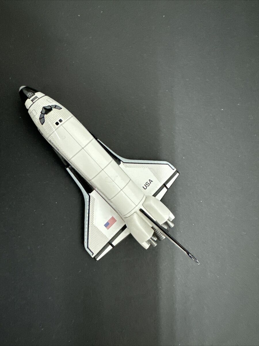 Dragon Wings 55264 1:400 NASA Space Shuttle Orbiter Columbia Dragon Wings 55264 1:400 NASA Space Shuttle Orbiter Columbia