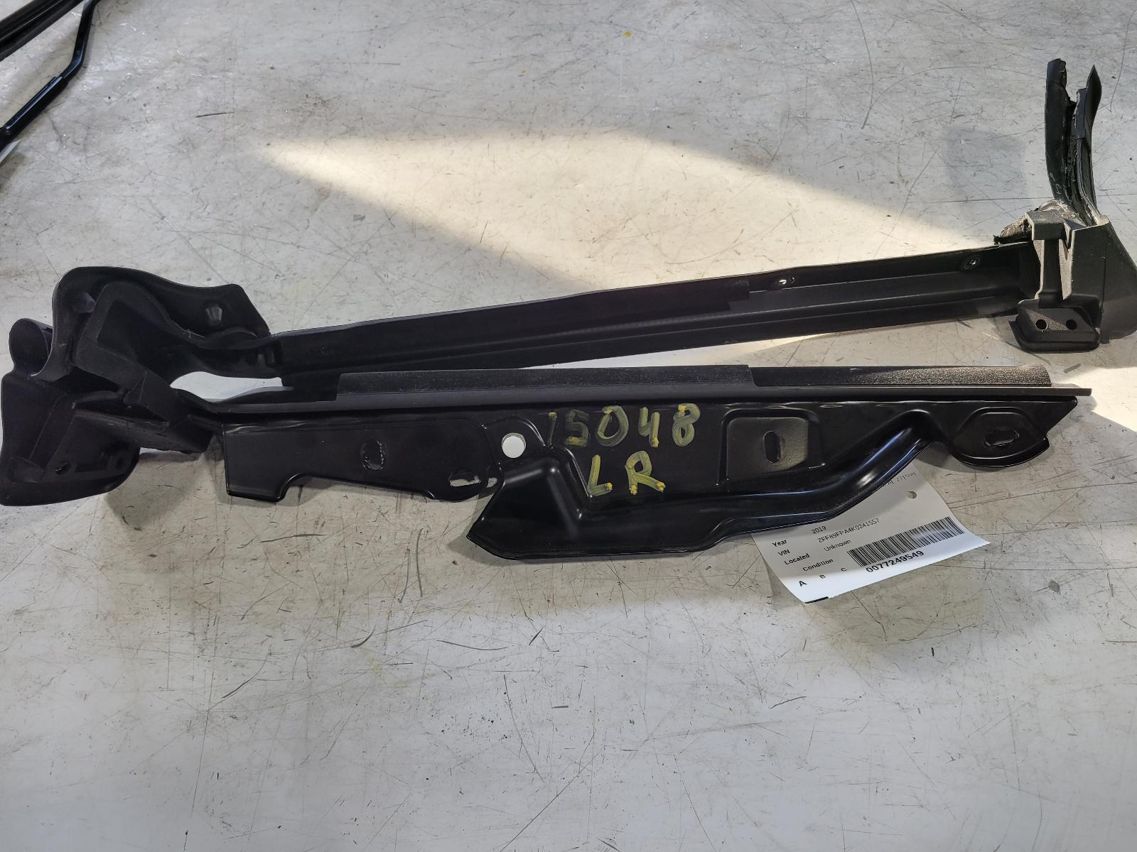 2017-2020 Ferrari Portofino OEM LEFT DRIVERS QUARTER WINDOW SEAL; PART# 771599