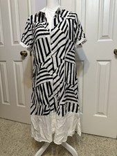 Women/teen girl dress, Size M, New Without Tag Condition.