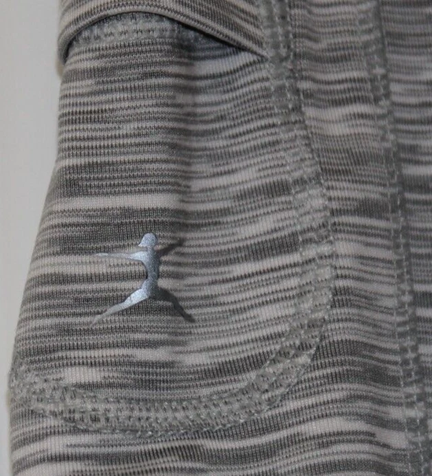 Danskin Mid Rise Fitted Capri Pant Size S Heather Gray - Image 2 of 4