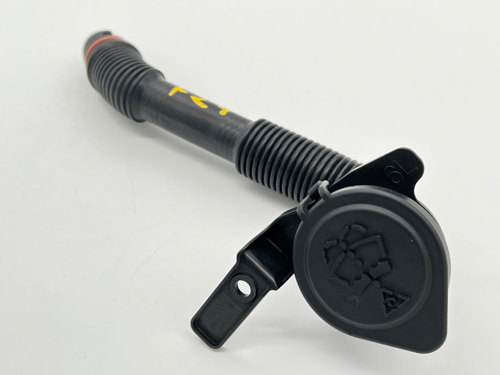 08 BMW X5 E70 Windshield Washer Fluid Filler Hose Pipe 7162586 for sale