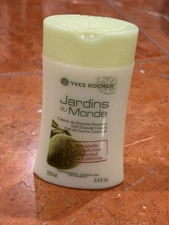 YVES ROCHER JARDINS DU MONDE ALMOND FROM CA SOFT SHOWER CREAM 8.4 OZ 250 ml NEW