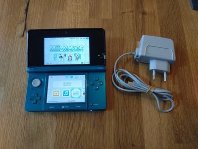 Nintendo 3DS Konsole - Aqua Blau inkl. Ladekabel