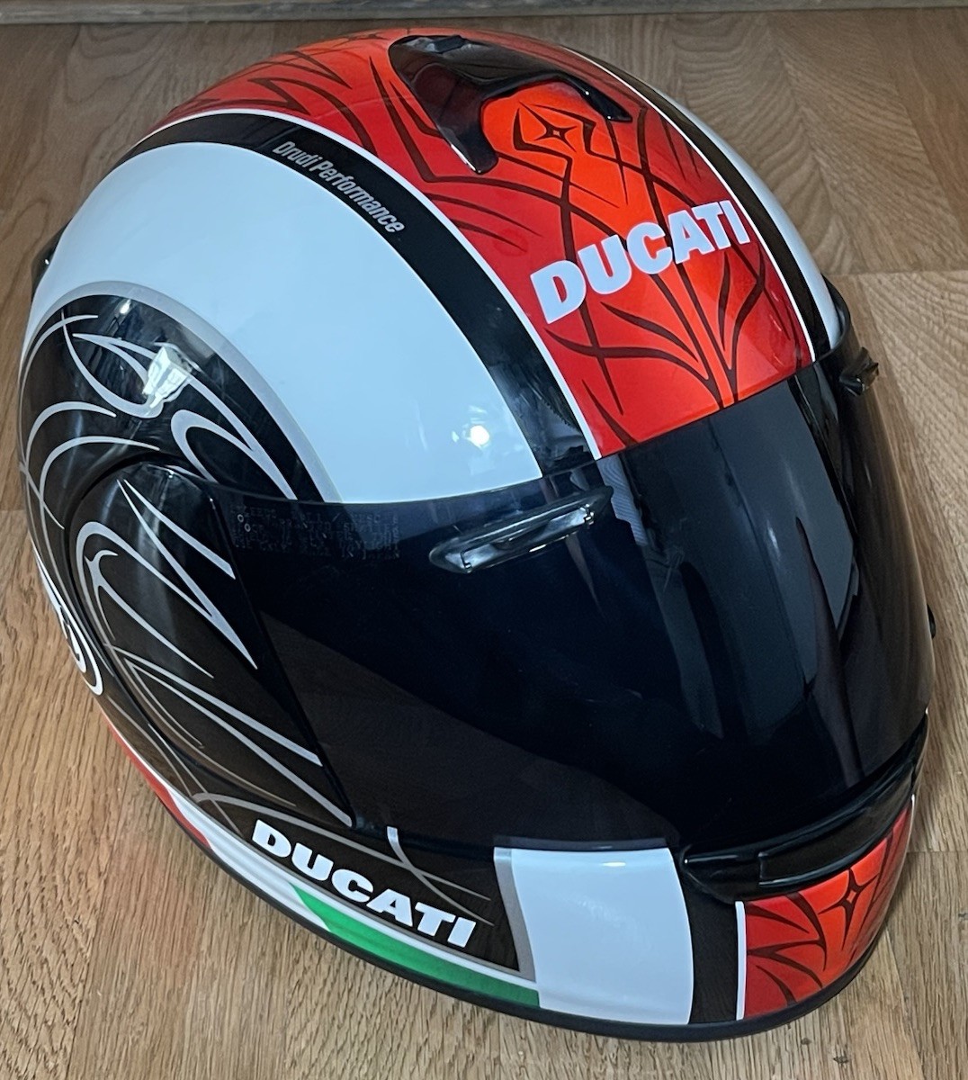 Arai Drudi Performance フルフェイスヘルメット フルフェイスヘルメット【Explorer】 [最新情報] | U-MEDIA
