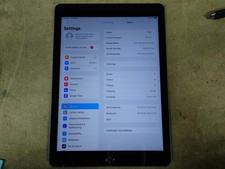 Apple iPad 5th Gen A1822 32GB Wi-Fi