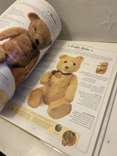 The Ultimate Teddy Bear Book by Pauline Cockrill 1991 Hardcover First Edition DJ - Zdjęcie 14 z 18