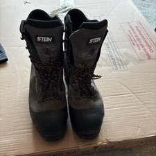 Stein Defender Chainsaw Boots In Size EU46/UK11, Excellent Condition