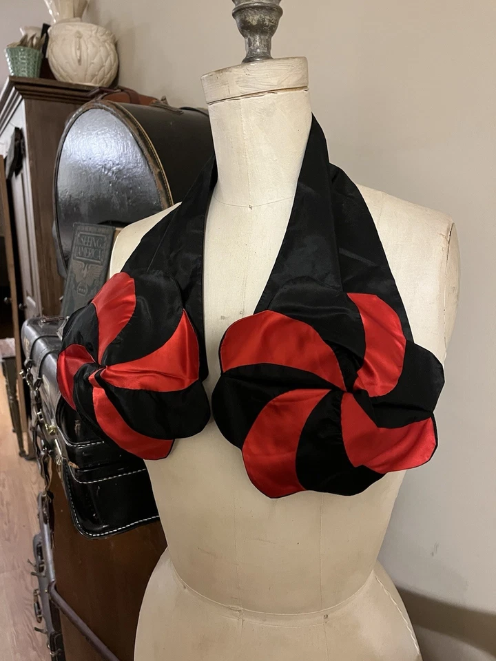 2185🌟Vintage Tafetán de Seda ROJO/NEGRO Molinillos Francia Alta Costura Burlesque CARNAVAL Foto 2 de 4