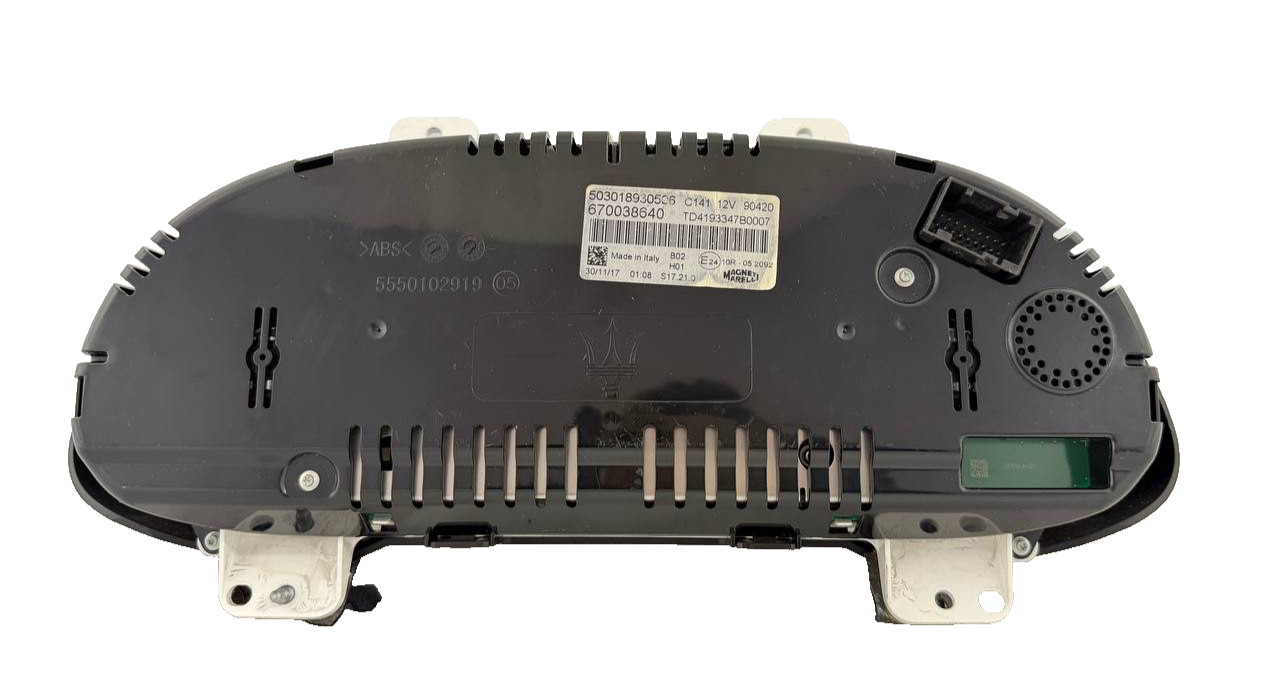 2018 Maserati Ghibli Quattroporte Instrument Cluster Speedometer 670038640 OEM