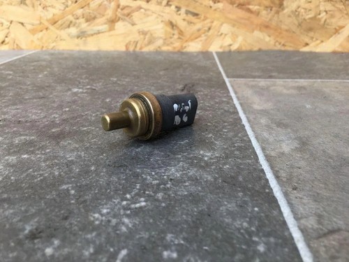 VW PASSAT B6 3C2 Kühlmitteltemperatursensor 06A919501 2.00 Diesel 31455560