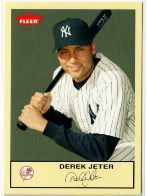 2005 Fleer Tradition #99 Derek Jeter ~ NY Yankees ~ Great Portrait!