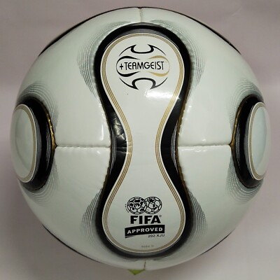 Adidas Teamgeist Berlin FIFA World Cup 2006 Match ball Soccer