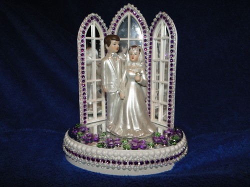 New Chapel Church Mirrored Windows Cake topper with Bride & Groom & Purple Decor - Picture 6 of 7