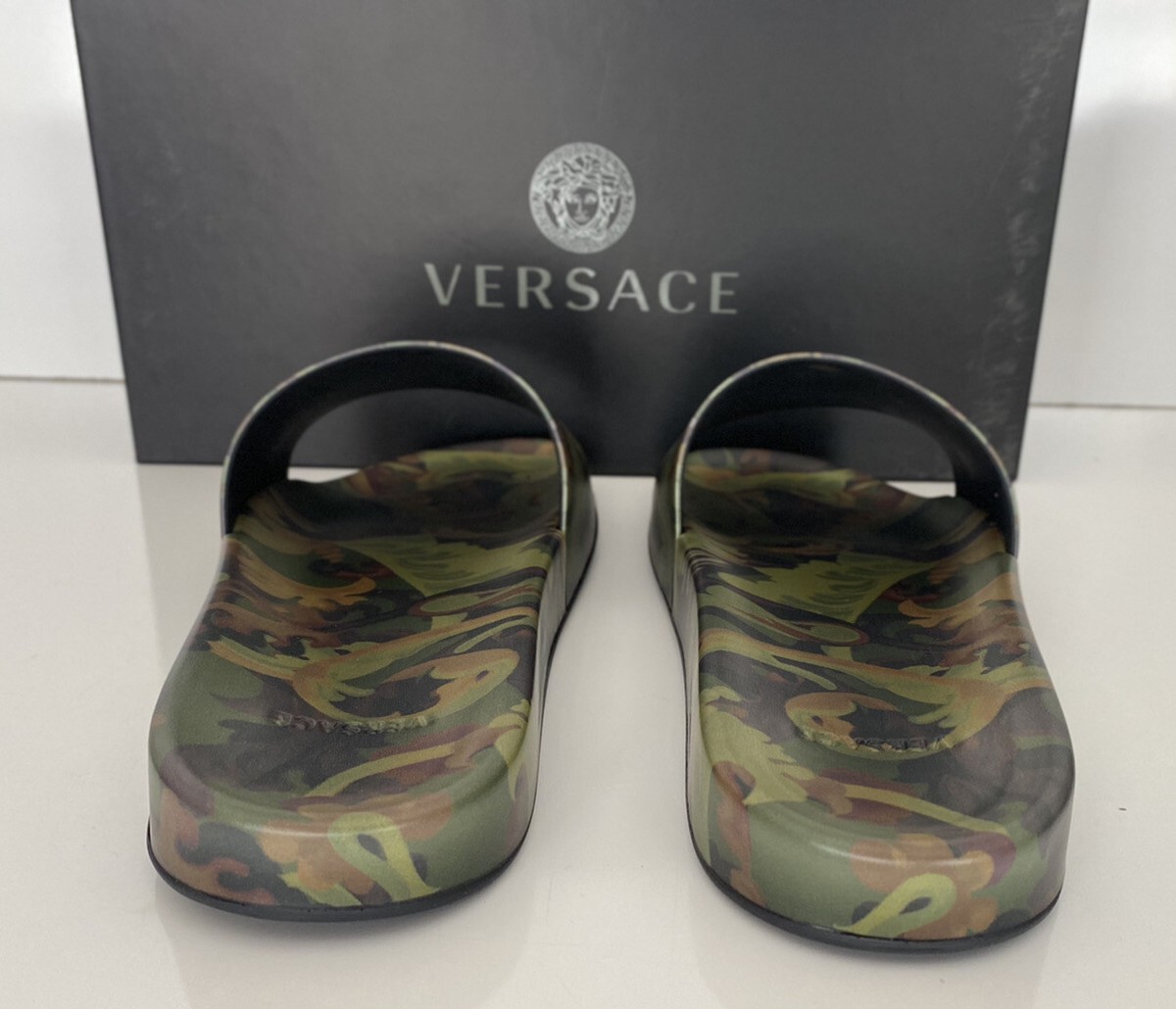 Versace Baroccoflage Slides Sandals Khaki 13 US (46 Euro) IT DSU6516 NIB $395 Outline Barocco Shelly Sliders | VERSACE US main image 4