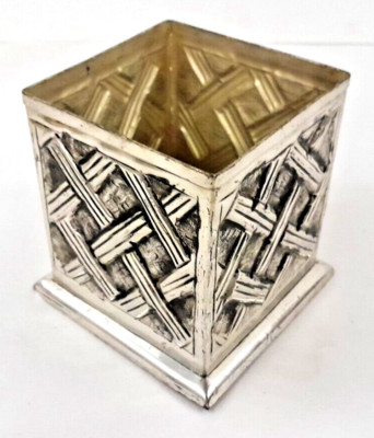 4 inch Silvertone Metal Open Container Desk Decor or holder of Pens, pencils etc