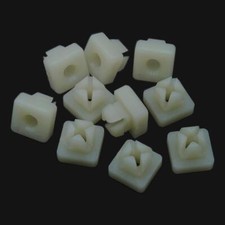 10 x YOU.S Steckmutter Nummernschildhalterung für Dodge Ramcharger - 6027958