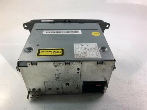 U1730 VW CD Radio Contrôle 1K0035186R [PIN/CODE Non Inclus] - Photo 4/4