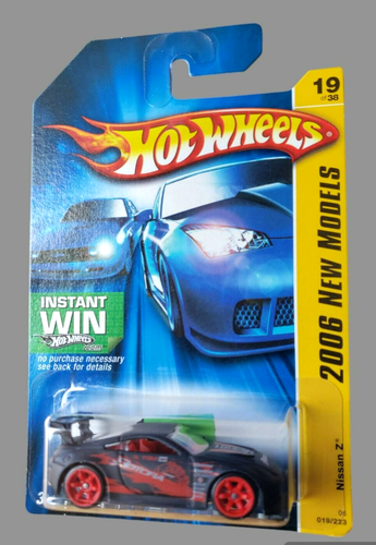 Hot Wheels NISSAN Z Flat Black 2006 New Models #19/38 1:64 #J3260 Red CM 6 Spoke - Picture 2 of 16