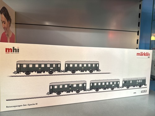 Coffret de 5 voitures, DB, Ep III -marklin MHI Rame Eclairéé par Loco
