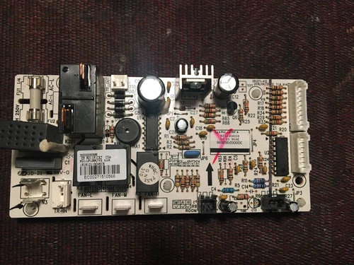 Frigidaire ac model: FFRE0832A1 Power Supply Board ( ZB M211F1CEJ CSA )
