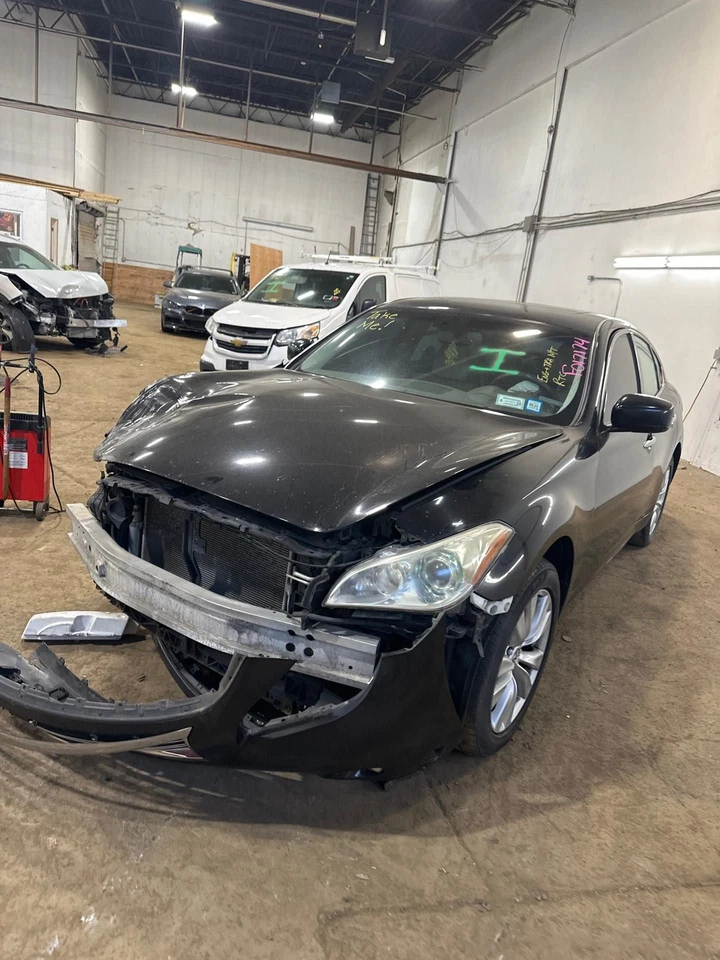 Used Front Left Door Assembly Front fits: 2011 Infiniti M37 Front Left Grade A Foto 3 de 4