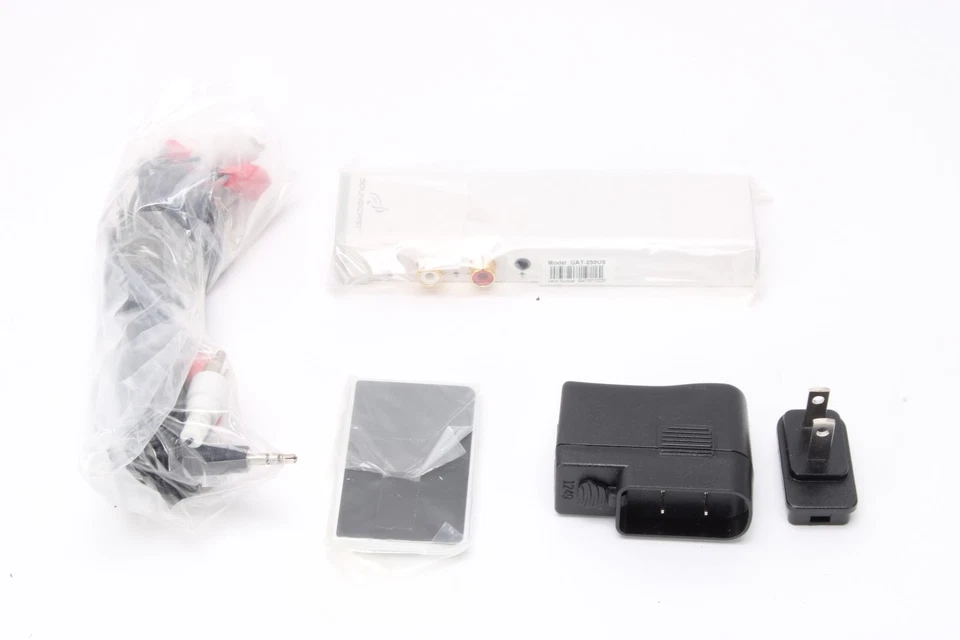 Soundcast UAT-250US Universal Audio Transmitter - New Open Box - Image 3 of 4