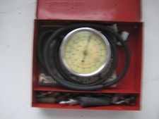 Snap-on Vacuum And Fuel Pump Gauge Metal Case Manual Vintage Service Tool Snap-on Vacuum And Fuel Pump Gauge Metal Case Manual Vintage Service Tool
