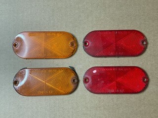 $1.99 Opening Bid! Four Vintage Reflectors 2 Red 2 Amber “Stratolite”
